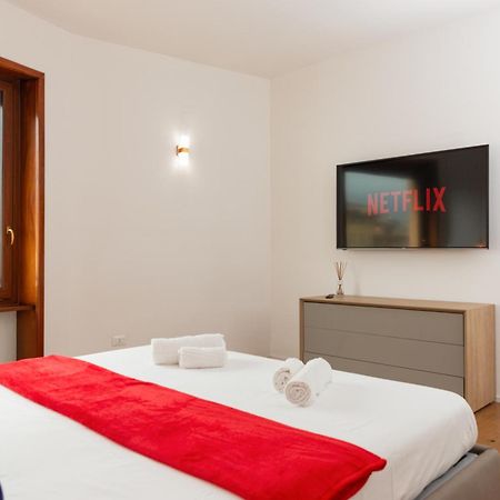 Free Parking - 5 Star - Sauna Luxury Apartment Milán Exterior foto