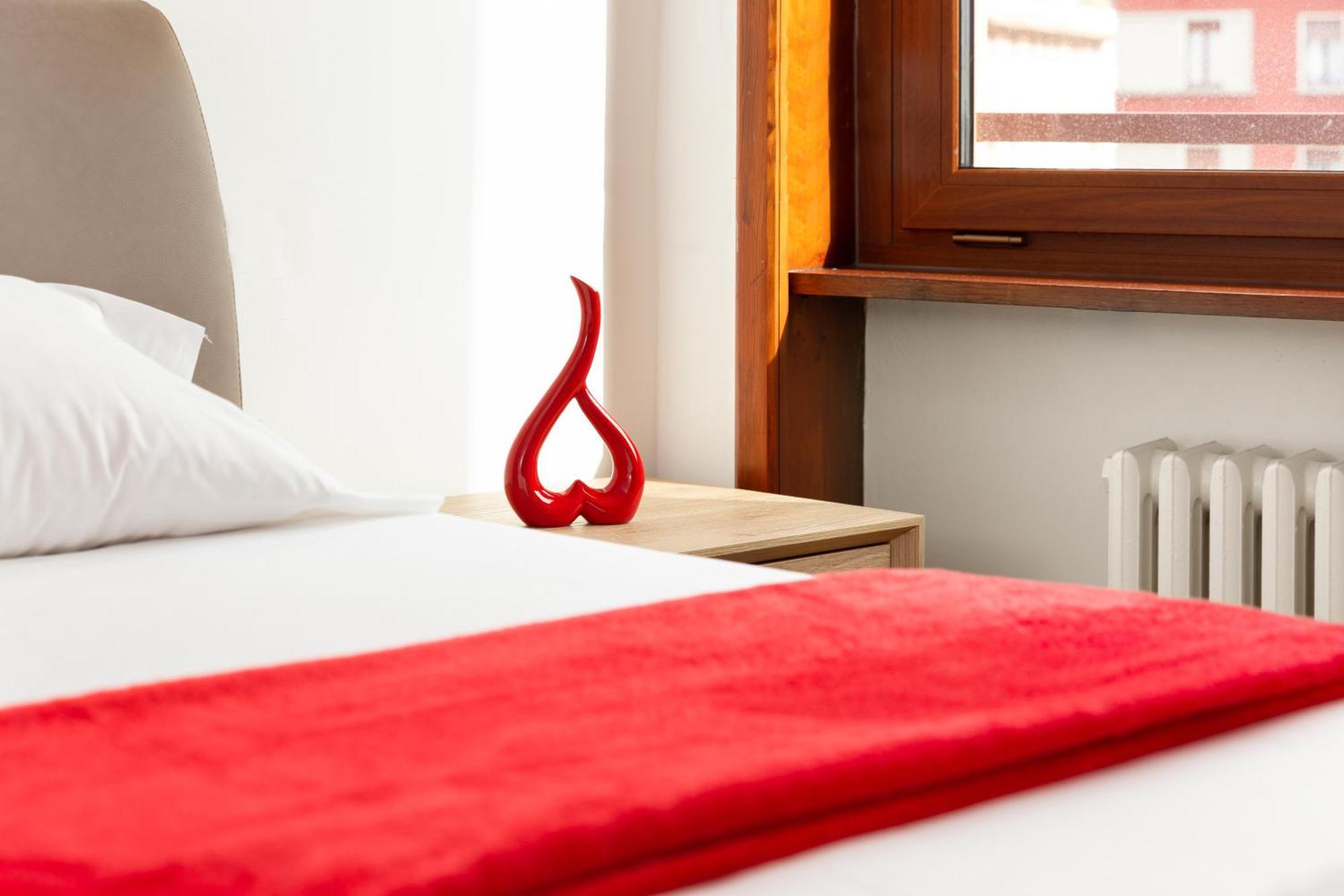 Free Parking - 5 Star - Sauna Luxury Apartment Milán Exterior foto