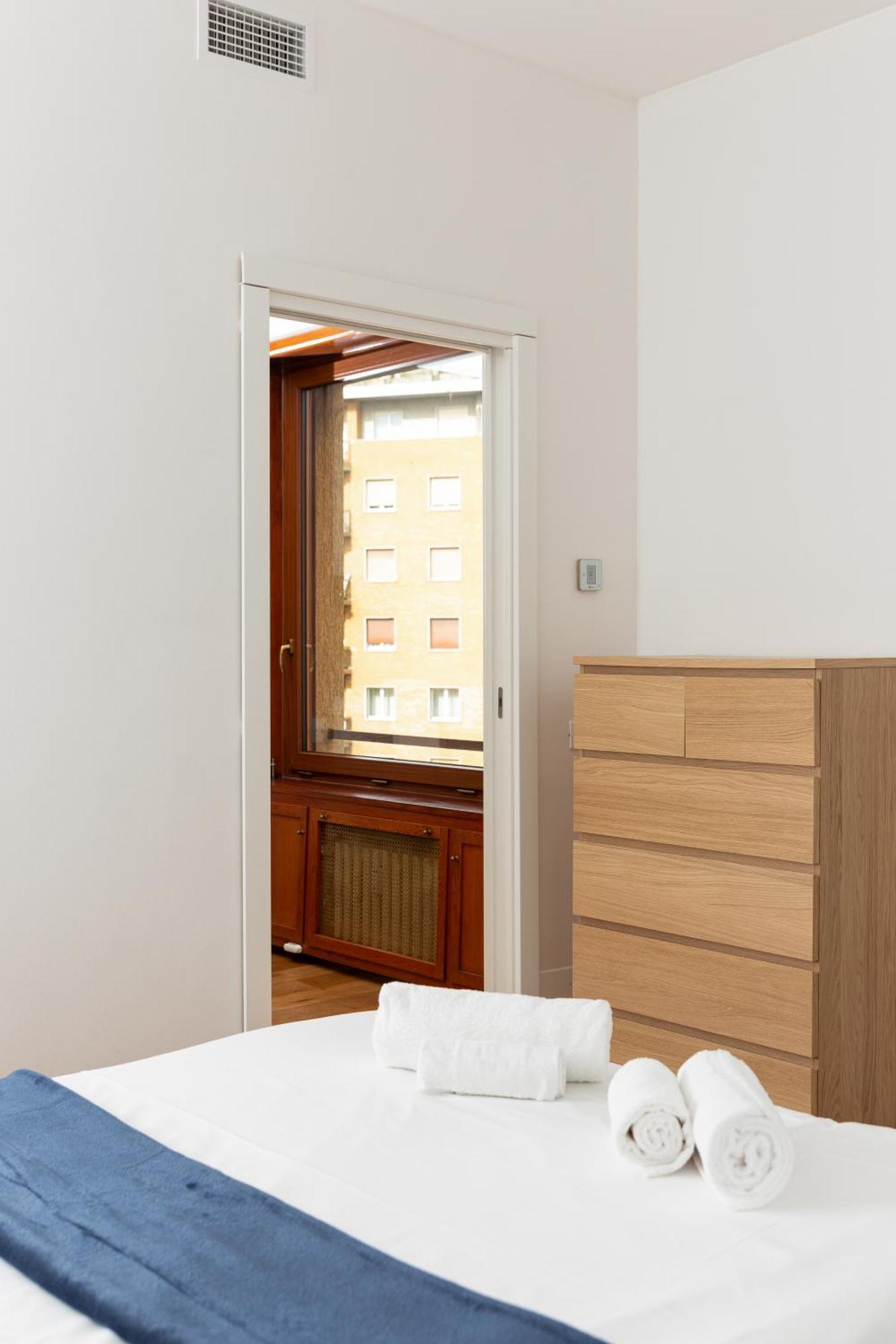 Free Parking - 5 Star - Sauna Luxury Apartment Milán Exterior foto